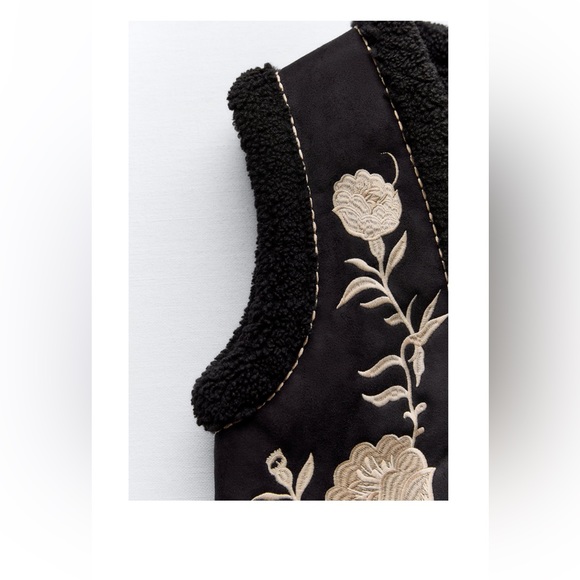 ZARA NWT EMBROIDERED VEST🔥 - Picture 7 of 9